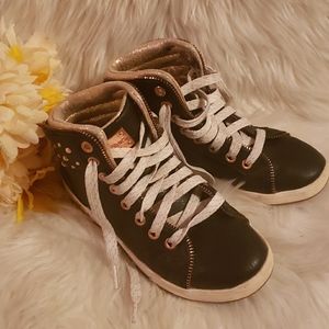 Skechers - Girl's Size 3 Black and Gold